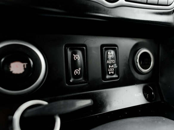 2008 Renault Koleos I, чёрный - вид 18