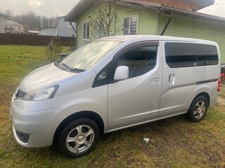 2011 Nissan NV200, серебристый, 1350000 рублей, вид 1