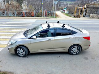 2013 Hyundai Solaris I, бежевый, 769000 рублей, вид 1