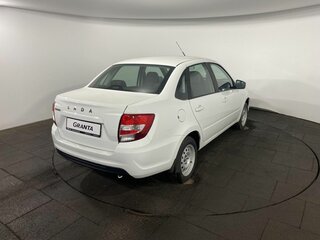 2026 Lada (ВАЗ) Granta I Рестайлинг, белый, 1068000 рублей, вид 5