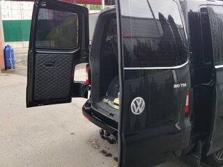 2011 Volkswagen Transporter T5 Рестайлинг, чёрный, 1600000 рублей, вид 4