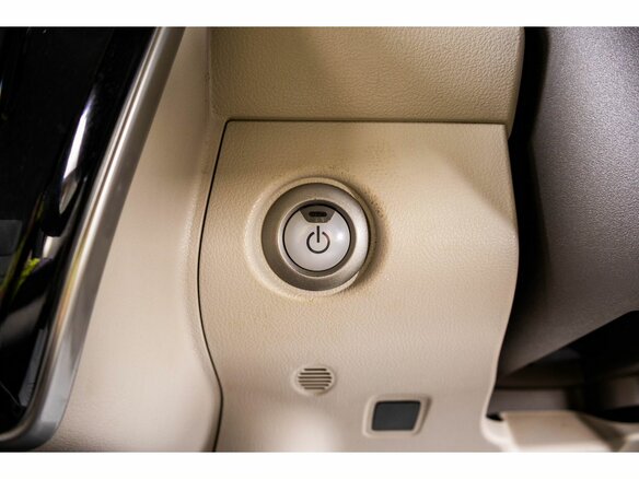 2015 Nissan Leaf 30kWh I (ZE0/AZE0), оранжевый - вид 18