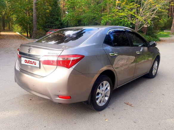2014 Toyota Corolla XI (E160, E170, E180), золотистый, 1800000 рублей - вид 7