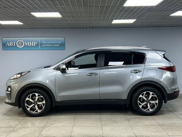 2021 Kia Sportage IV Рестайлинг, серый, 2210000 рублей - вид 3