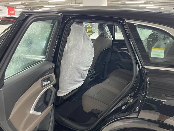 2026 Audi Q5 40 TDI III (GU), чёрный, 8800000 рублей - вид 9