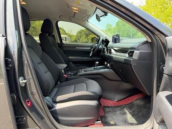 2025 Mazda CX-5 II Рестайлинг, серый, 2450000 рублей - вид 8
