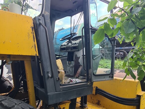2007 XCMG XS163, жёлтый, 500000 рублей - вид 7