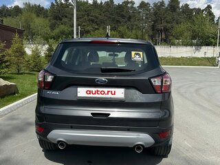 2018 Ford Kuga II Рестайлинг, серый, 2150000 рублей, вид 5