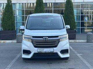 2020 Honda Stepwgn Spada V Рестайлинг, белый, 2400000 рублей, вид 2
