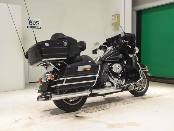 2013 Harley-Davidson Electra Glide, чёрный, 1080000 рублей - вид 4