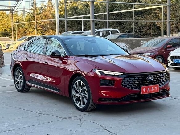 2025 Ford Mondeo VI, красный, 3771055 рублей