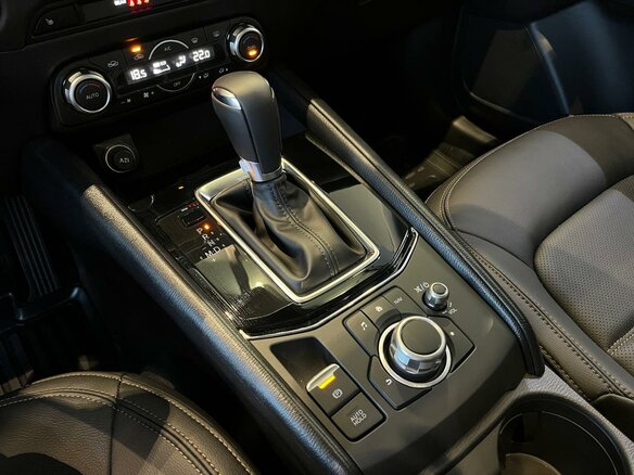 2025 Mazda CX-5 II Рестайлинг, чёрный, 4250000 рублей - вид 6