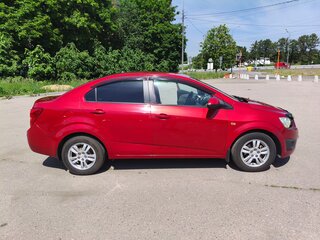 2012 Chevrolet Aveo II, красный, 555000 рублей, вид 2