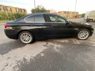 2015 BMW 5 серии 530d xDrive VI (F10/F11/F07) Рестайлинг, чёрный, 3620000 рублей, вид 5