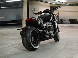 2019 Triumph Rocket 3, чёрный, 3390000 рублей, вид 2