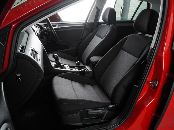 2013 Volkswagen Golf VII, красный, 1245000 рублей - вид 7