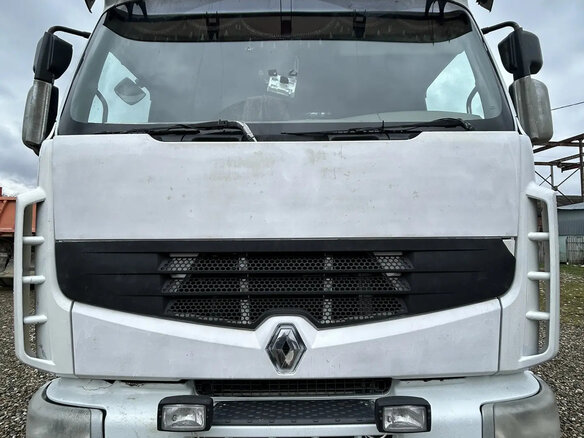 2011 Renault Premium, белый, 1700000 рублей