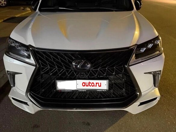 2020 Lexus LX 570 III Рестайлинг 2, белый, 10500000 рублей - вид 7