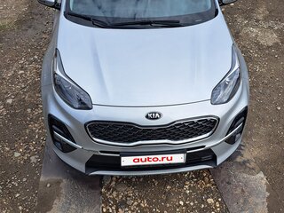 2019 Kia Sportage IV Рестайлинг, серебристый, 2350000 рублей, вид 1
