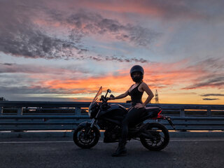 2020 Bajaj Dominar 400, чёрный, 325000 рублей, вид 1