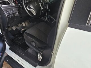 2019 Mitsubishi L200 V Рестайлинг, белый, 3550000 рублей, вид 4