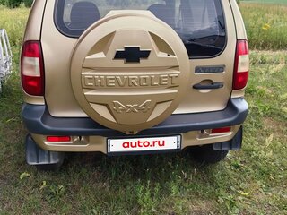 2005 Chevrolet Niva I, бежевый, 380000 рублей, вид 3