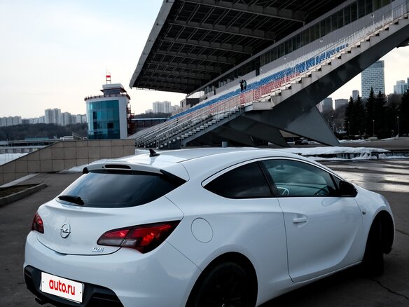2012 Opel Astra GTC J Рестайлинг, белый, 880000 рублей - вид 6