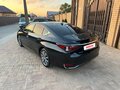 2021 Lexus ES 200 VII, чёрный, 3399000 рублей - вид 1