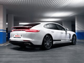 2017 Porsche Panamera 4 II, белый, 7000000 рублей, вид 5