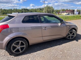 2009 Kia Ceed I, бежевый, 425000 рублей, вид 3