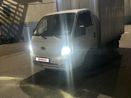 2008 Kia Bongo, белый, 750000 рублей, вид 3