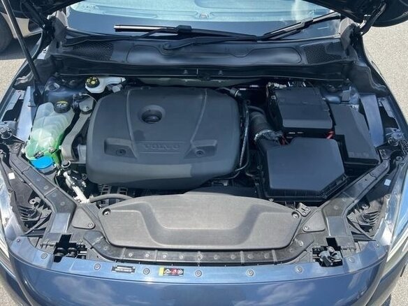 2020 Volvo V40 II Рестайлинг, синий - вид 36
