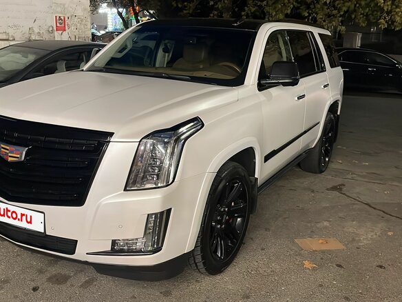 2016 Cadillac Escalade ESV IV, белый, 5500000 рублей