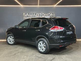 2015 Nissan X-Trail III, чёрный, 1470000 рублей, вид 4