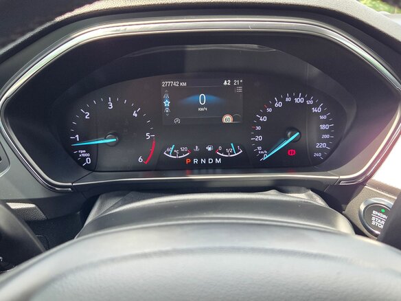 2019 Ford Focus IV, серый, 1250000 рублей - вид 16