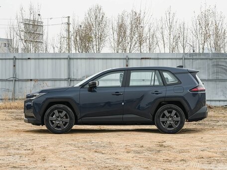 2026 Toyota RAV4 VI (XA60), чёрный, 4000000 рублей, вид 4