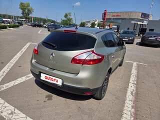 2013 Renault Megane III Рестайлинг, бежевый, 514000 рублей, вид 5
