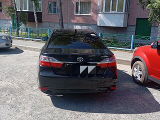 2014 Toyota Camry VII (XV50) Рестайлинг, чёрный, 1580000 рублей, вид 3