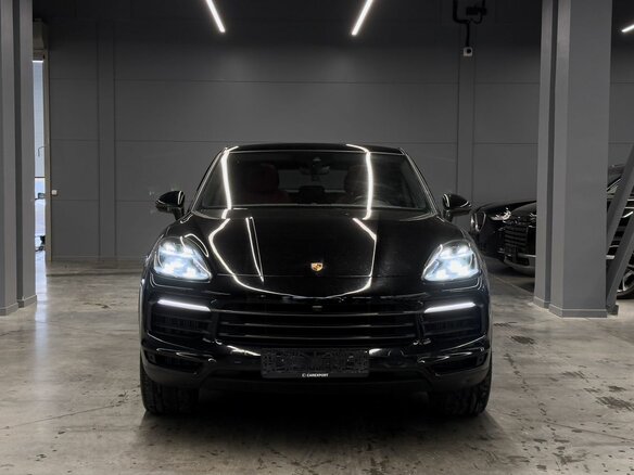 2021 Porsche Cayenne Coupé III, чёрный, 8500000 рублей - вид 3
