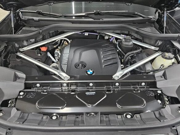 2026 BMW X7 40d I (G07) Рестайлинг, чёрный, 15999666 рублей - вид 14