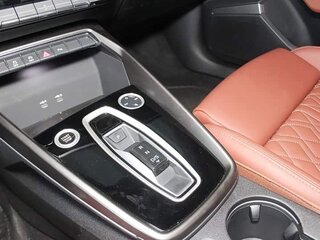 2026 Audi A3L 35 TFSI IV (8Y) Рестайлинг, серый, 3760000 рублей, вид 2