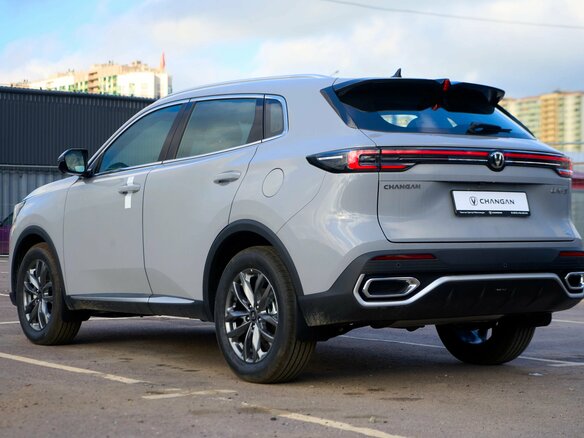 2026 Changan UNI-S I Рестайлинг, серый - вид 5