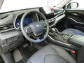 2025 Toyota Highlander IV (XU70), чёрный, 5780000 рублей - вид 6