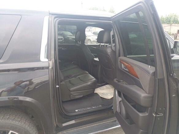 2020 Cadillac Escalade IV, чёрный, 5681000 рублей - вид 10