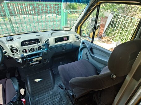 2002 Mercedes-Benz Sprinter, жёлтый, 1500000 рублей, вид 5