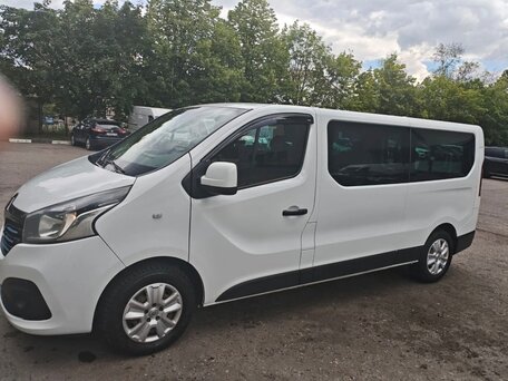 2018 Renault Trafic, белый, 2250000 рублей, вид 1