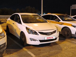 2016 Hyundai Solaris I Рестайлинг, белый, 430000 рублей, вид 2