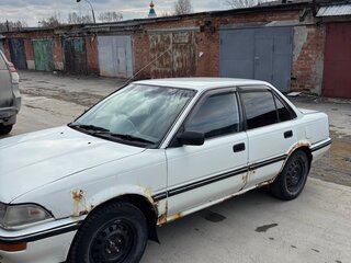 1987 Toyota Corolla VI (E90), белый, 120000 рублей, вид 4