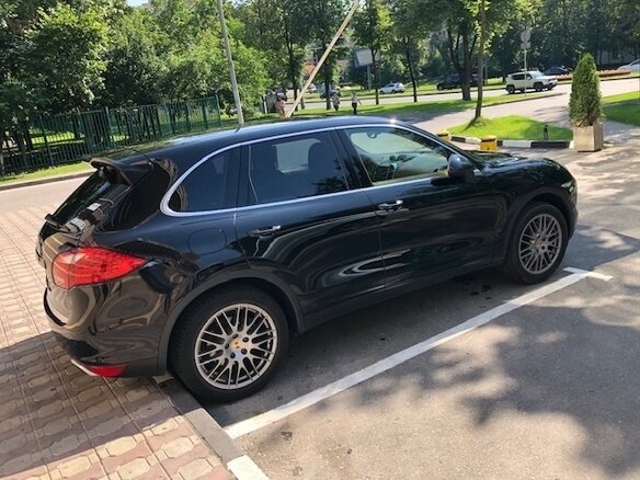 2013 Porsche Cayenne II (958), чёрный, 2999999 рублей - вид 14