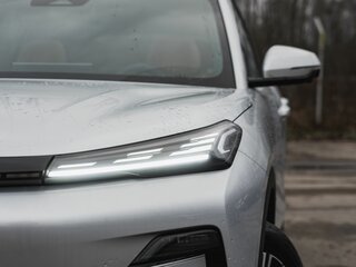 2026 Geely EX5 Гибрид EM-i, серебристый, 3935290 рублей, вид 5
